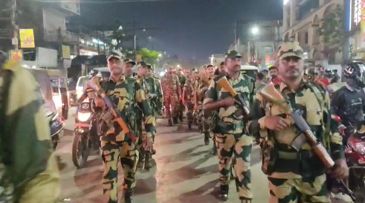 Military forces descended on Agartala city today under the leadership of West District Superintendent of Police